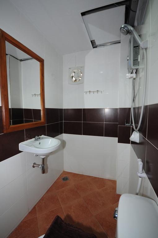 Phoonsab Hostel Пхітсанулок Екстер'єр фото