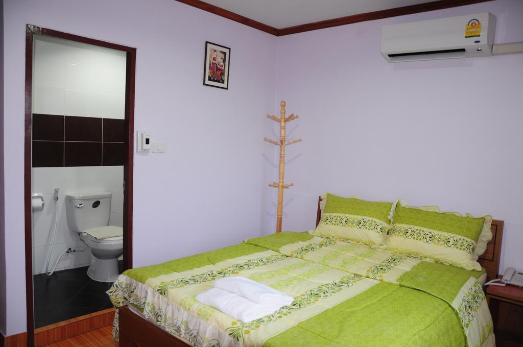 Phoonsab Hostel Пхітсанулок Екстер'єр фото